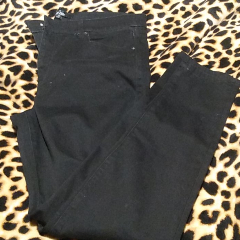 Black skinny jeans